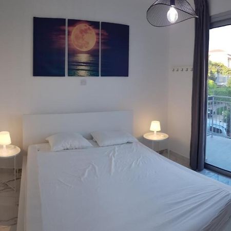 Eros Maisonette In Latchi Area Just 700 Meters Or One-Minute Drive From Polis Municipal Beach Buitenkant foto