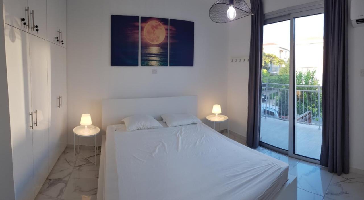 Eros Maisonette In Latchi Area Just 700 Meters Or One-Minute Drive From Polis Municipal Beach Buitenkant foto